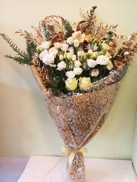 Bouquet White with Gold