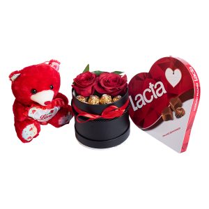 ΝΑ ΦΙΛΑΣ ! ΔΩΡΑ ΜΕ ΤΡΙΑΝΤΑΦΥΛΛΑ ΣΟΚΟΛΑΤΑΚΙΑ ΚΑΙ ΛΟΥΤΡΙΝΟ ΑΡΚΟΥΔΑΚΙ !