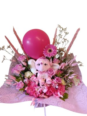 Σύνθεση Λουλουδιών για νεογέννητο κοριτσάκι με μπαλόνι και Λούτρινο ελεφαντάκι σε ροζ αποχρώσεις